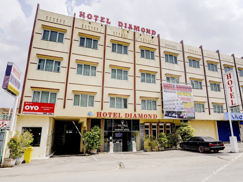 Oyo 90118 Hotel Diamond Syariah