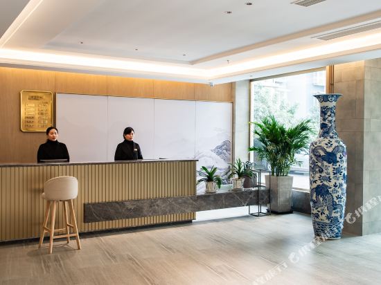 乐山富丽华大酒店