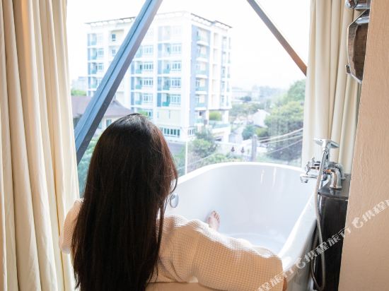 Nimman Mai Design Hotel Chiang Mai Room Type - Couple Mai Room Non Smoking