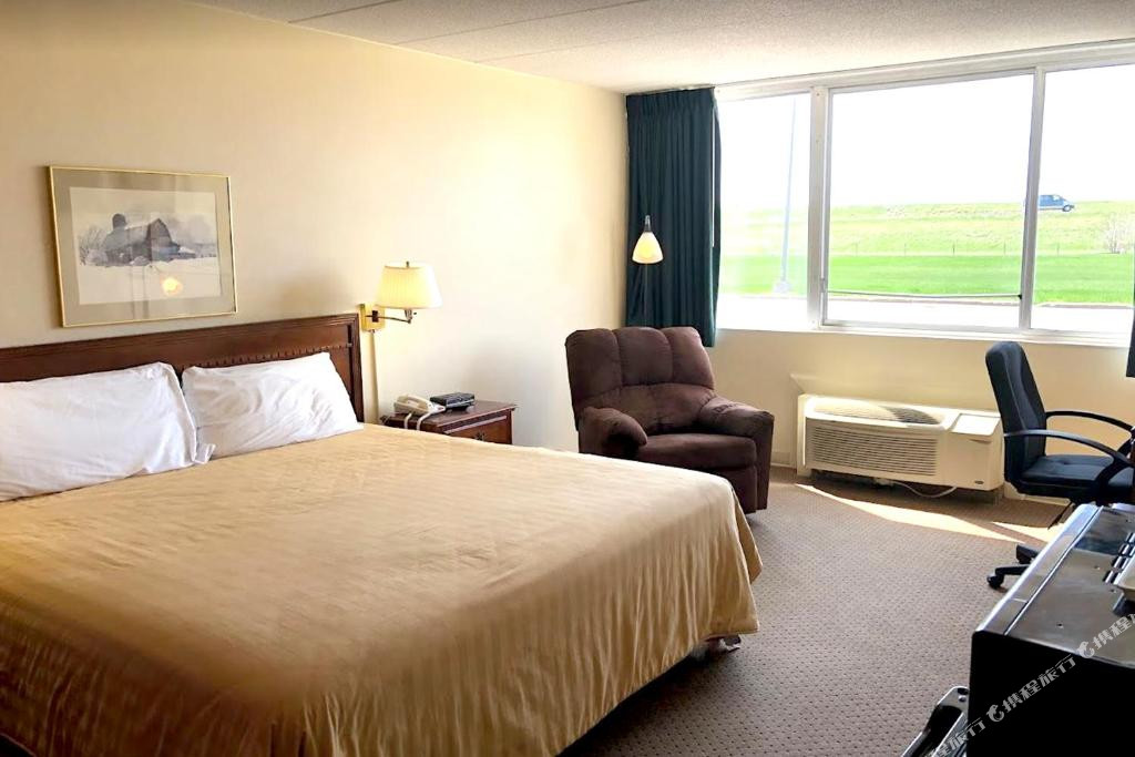 Norwood Inn & Suites Worthington