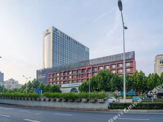 爱瑞德商务连锁酒店(合肥凤阳路火车站店)