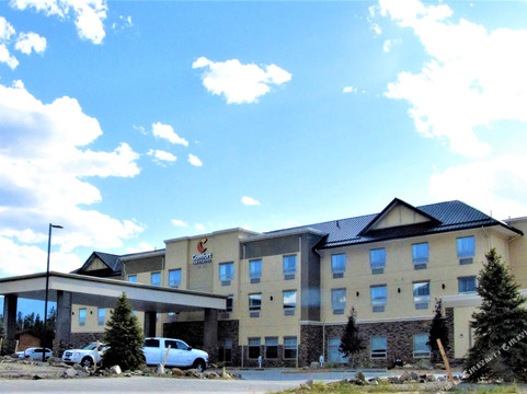 Mount Robson酒店住宿-Comfort Inn & Suites