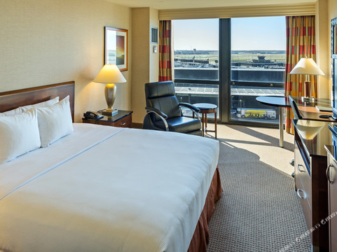 Bensenville酒店住宿-芝加哥奥黑尔机场希尔顿酒店