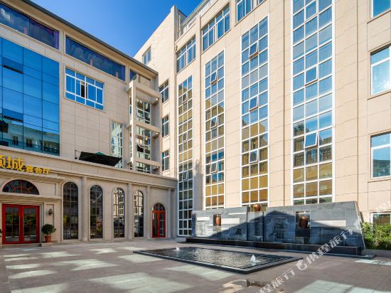 广元世纪花园明宇丽呈睿轩酒店