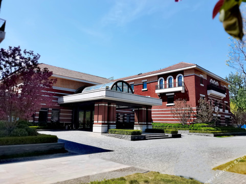 雄安木棉花酒店