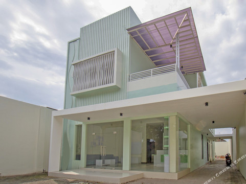 Oyo 2753 Irma's Residence