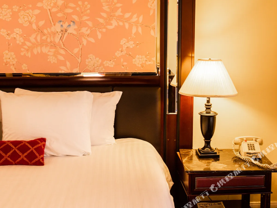 Hotel Koxie Room Type - King Room
