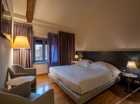 费拉拉酒店住宿-安农齐塔酒店