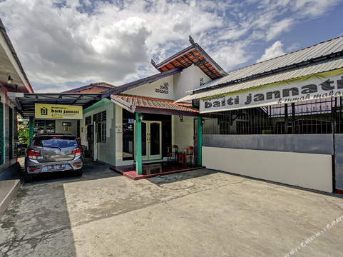 3724彭吉纳潘拜提詹纳蒂伊斯兰旅馆