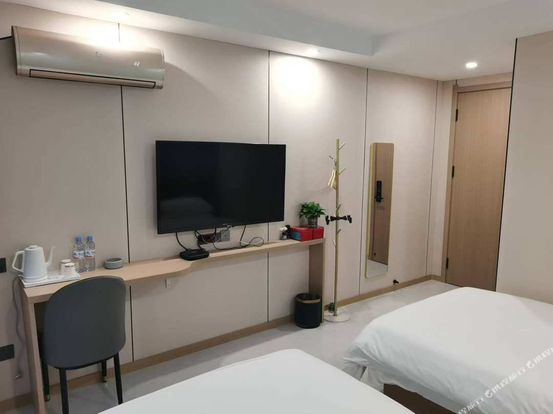 泽元智捷酒店