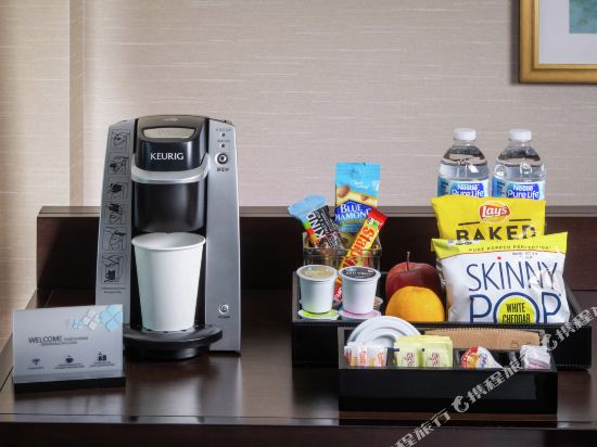 Hilton Garden Inn Chicago Downtown Riverwalk Room Type - Premium King Room