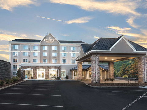 Country Inn & Suites By Radisson Asheville Downtown Tunnel Road