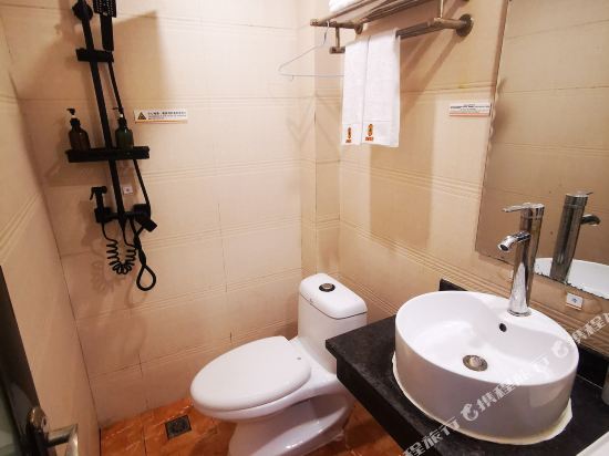 速8酒店(成都梁家巷店)