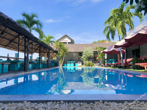 美奈山极乐酒店