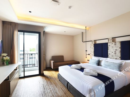 W3 Hotel Room Type - Superior Double Bed Room