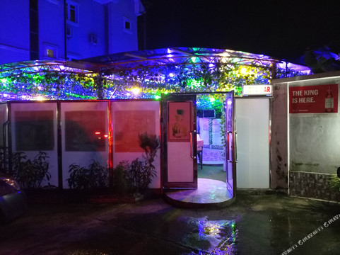 冰大酒店及套房