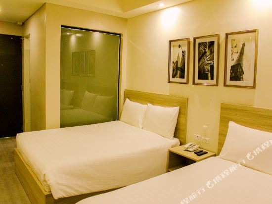 Mabolo Royal Hotel Room Type - Deluxe Family Room Mabolo Royal Hotel Room Type - Deluxe Family Room