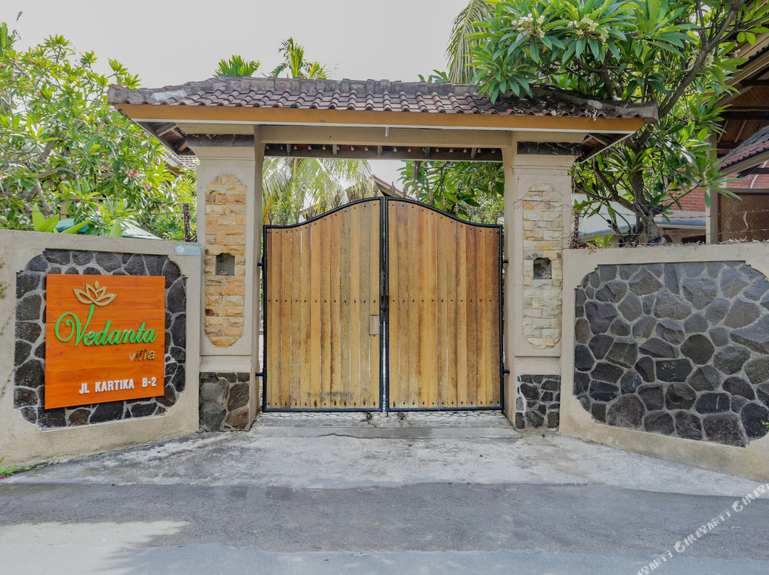 3836 Vedanta Villa