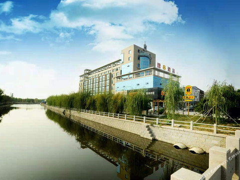 速8酒店乳山深圳路店