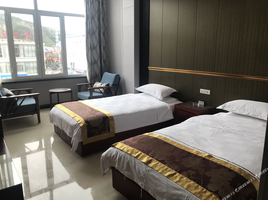 偏关蓝海商务酒店