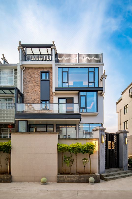 No. 9 Courtyard Homestay (Qimen HSR South Station)