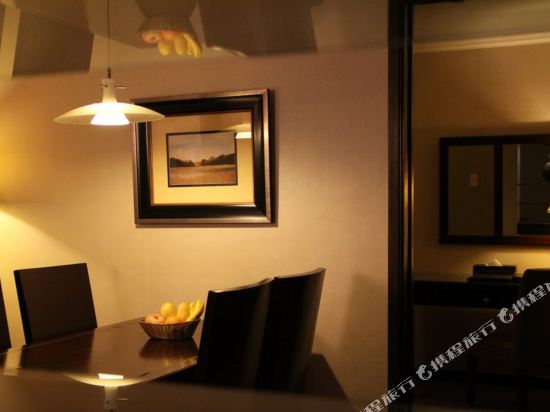 Herald Suites Solana Room Type - Junior Suite