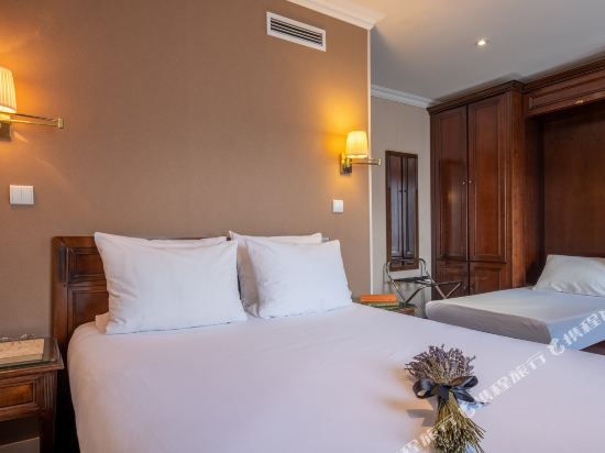 Hotel London Room Type - Executive Triple Room 2 Beds