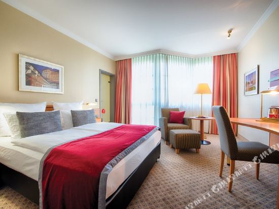 Leonardo Hotel Mannheim City Center Room Type - Comfort Triple Room