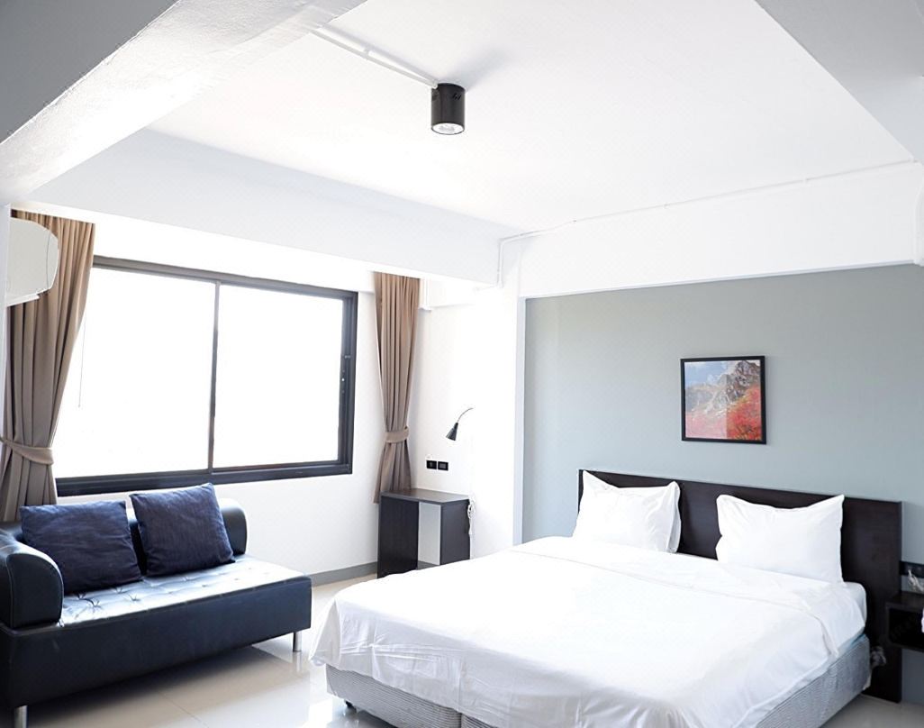Izen Budget Hotel & Residence
