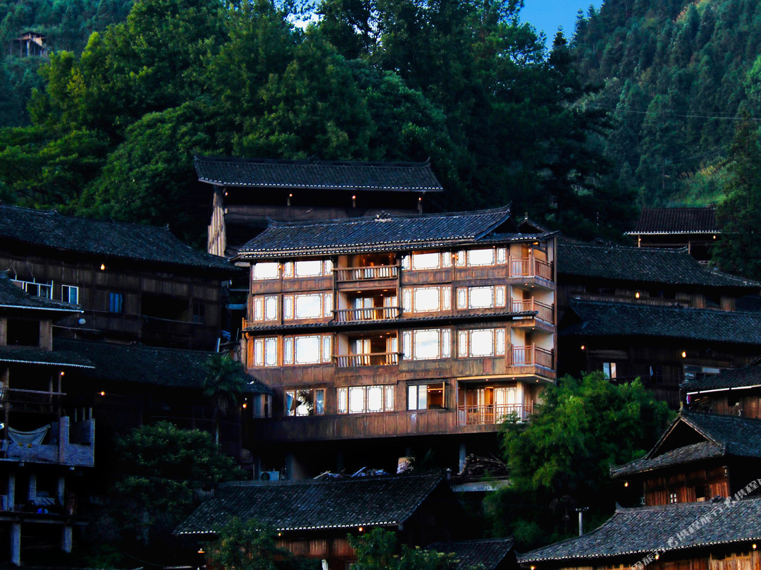 嶺上久住Villa观景民宿(西江千户苗寨店)