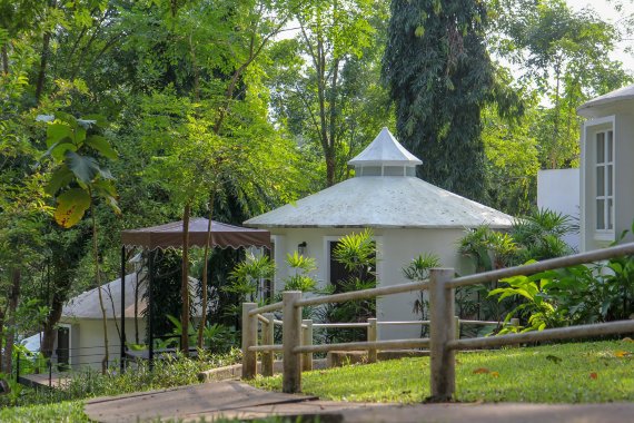 沃罗纳度假村-官方