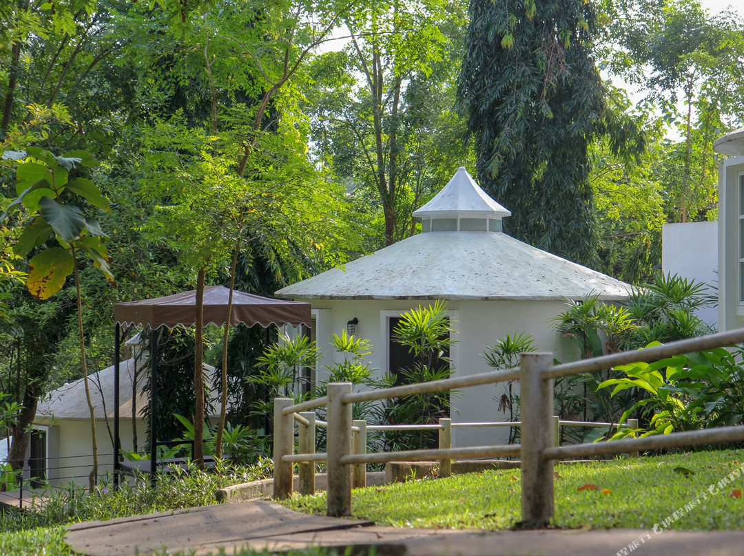 Ban Kaeng Raboet酒店住宿-沃罗纳度假村