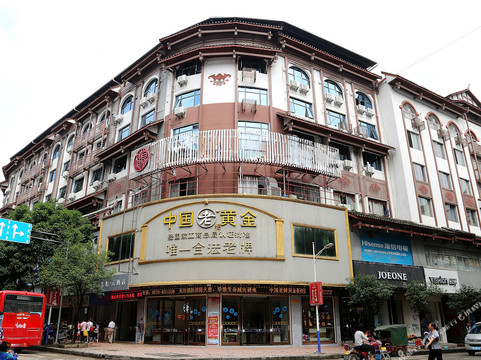 素柏·云酒店(资源汽车总站店)