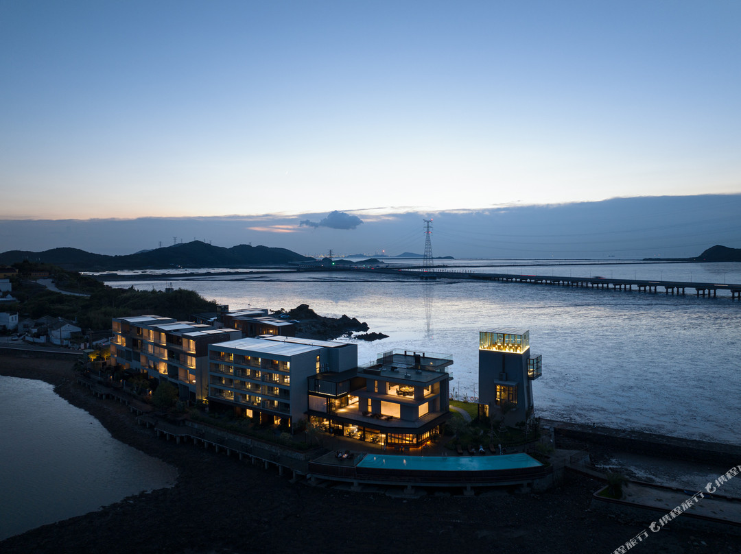 阿卡萨海景度假酒店