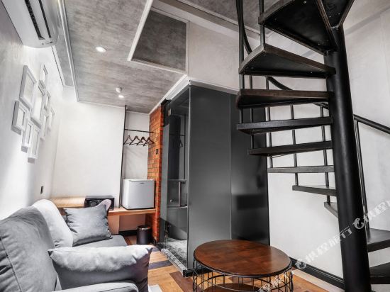 A&R Urban Hotel Room Type - URBAN, SUITE