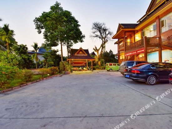 西双版纳远方的家傣园客栈