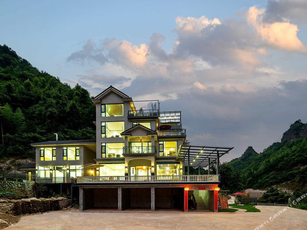 静雅民宿（桂林资源八角寨景区店）