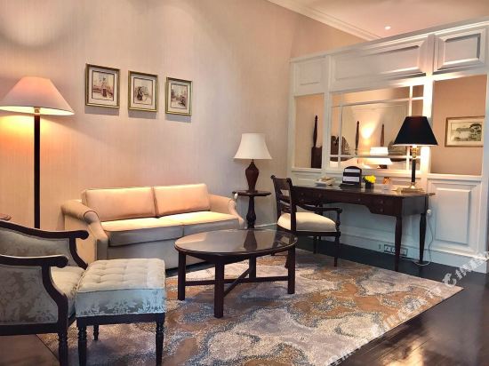 Hotel Majapahit Surabaya - MGallery Room Type - Heritage Suite King