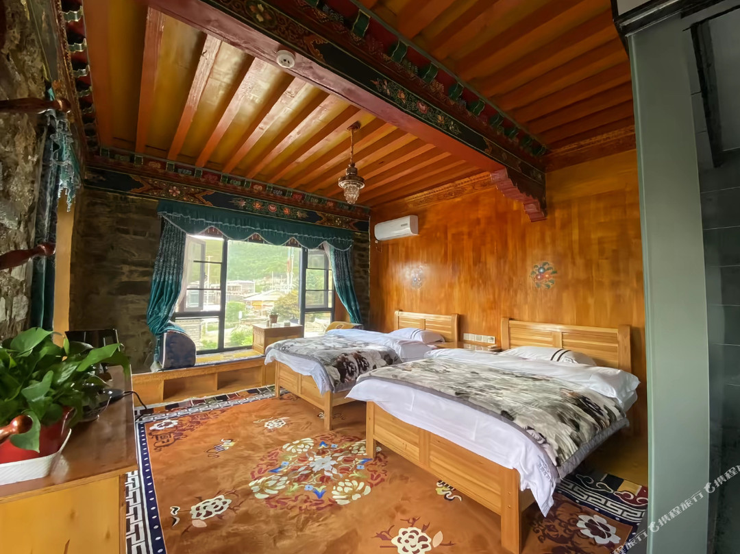 工布江达白玛古如家庭旅馆