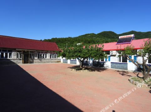 冰峪沟山水绿源农家院