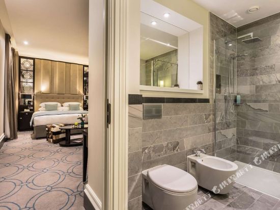 Courthouse Hotel Shoreditch Room Type - Magistrate King 