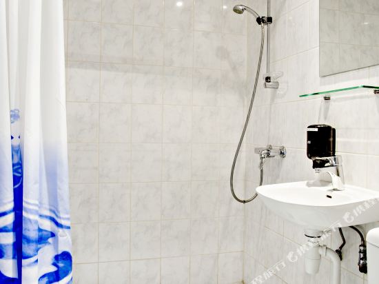 Dialog Hotel Kungens Kurva Room Type - Twin Room