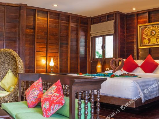 Chaweng Garden Beach Resort Room Type - Grand Deluxe Bungalow Chaweng Garden Beach Resort Room Type - Grand Deluxe Bungalow