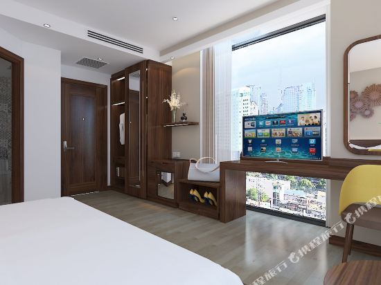 Northern Charm Hotel Room Type - Grand City View Non Smoking