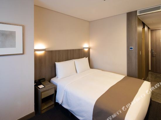 Center Mark Hotel Room Type - Standard Double Room