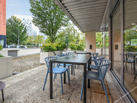 Saint-Andre-lez-Lille酒店住宿-城市公寓里尔厄拉里尔酒店