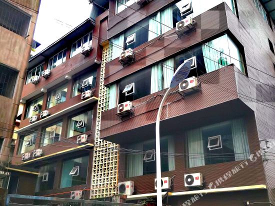 雅安田园印象酒店