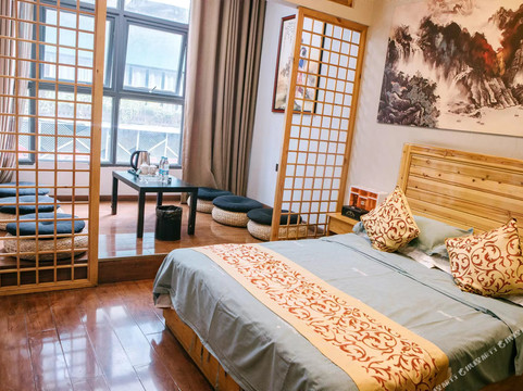 酉阳莫奈花园酒店