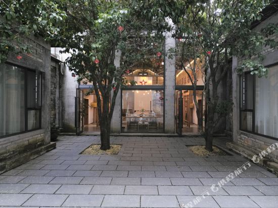 黄山荷田里酒店