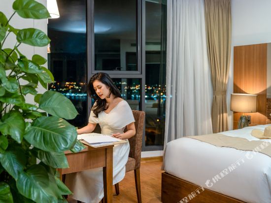 ALAN SEA HOTEL Room Type - Junior Suite Twin Room ALAN SEA HOTEL Room Type - Junior Suite Twin Room
